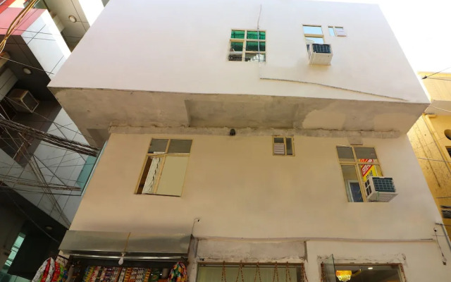 OYO 13658 Hotel Tanish Palace