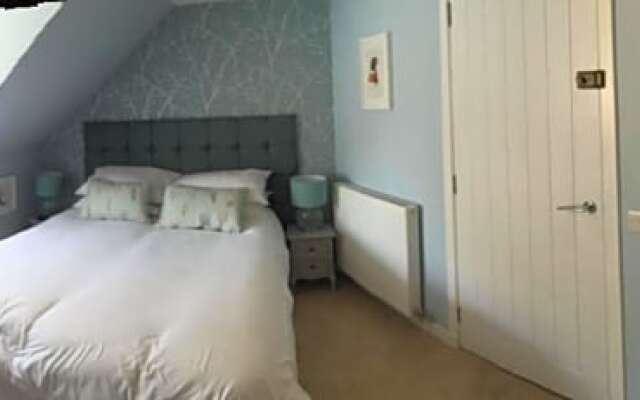 Pitlessie Inn and Pantry