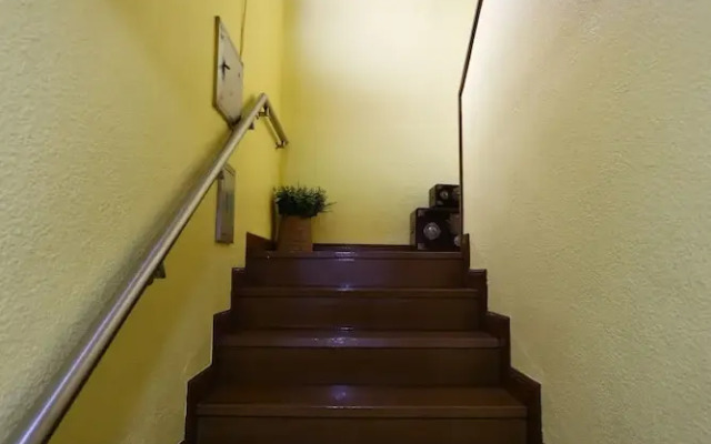 Guest House Play at Home