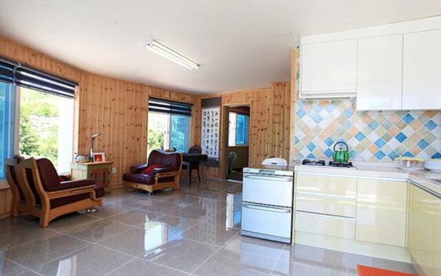 Gapyeong Heights 500 Pension & Campground