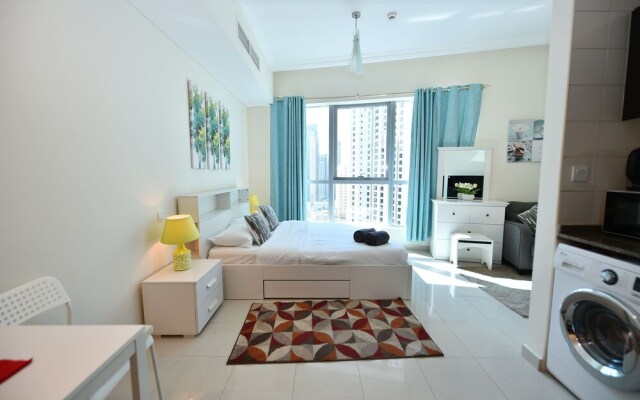 RYN - Dubai Marina Studio with balcony