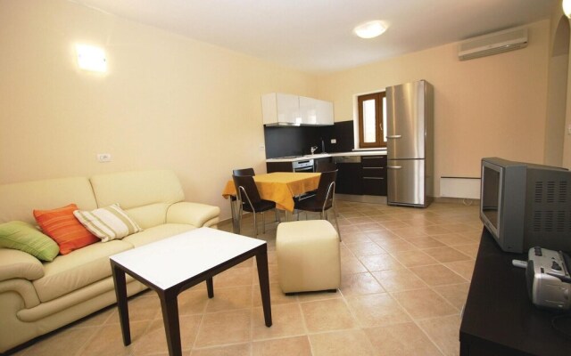 Amazing Home in Pula With 2 Bedrooms