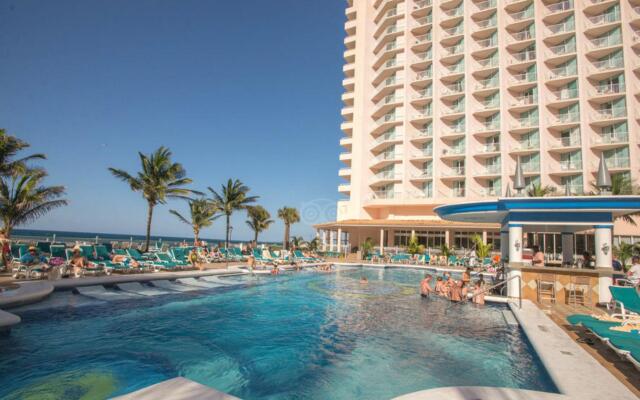 Riu Palace Paradise Island - Adults Only - All Inclusive