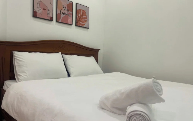 Hem Cut Homestay