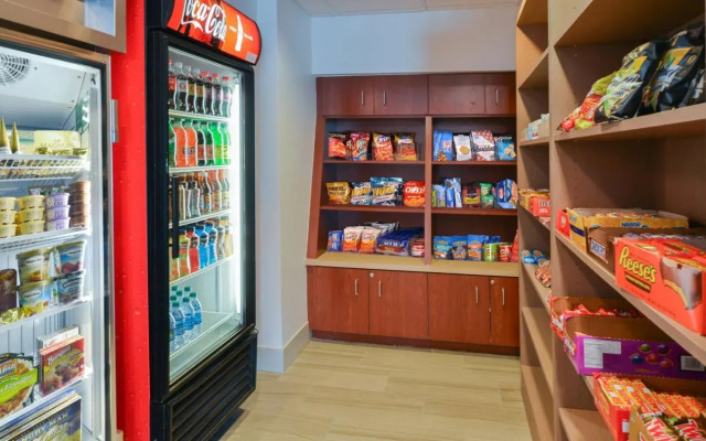 Holiday Inn Express Hotel & Suites Urbana-Champaign by IHG