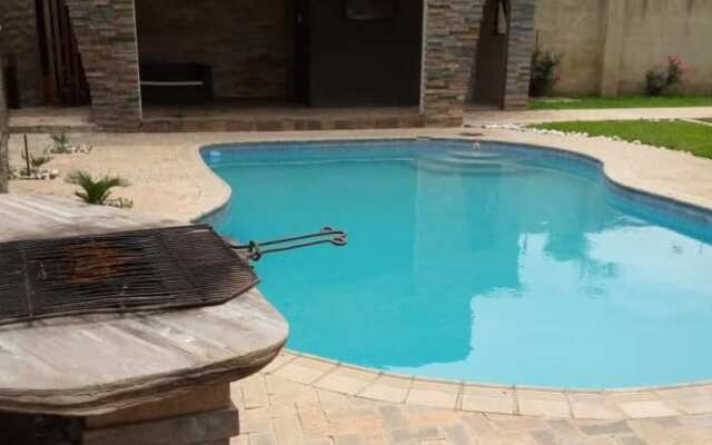 3 Bedrooms Exclusive House in Mass Media