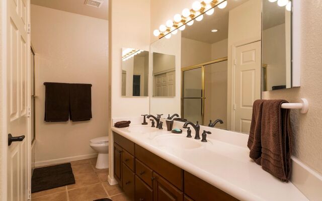 Regency 2 Bedroom by Casago