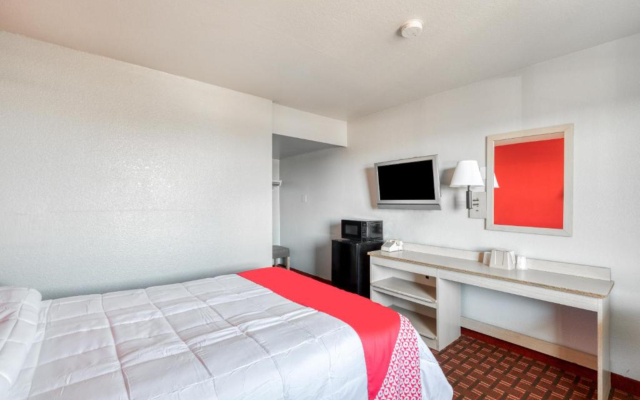 OYO Hotel Houston Southwest I-69