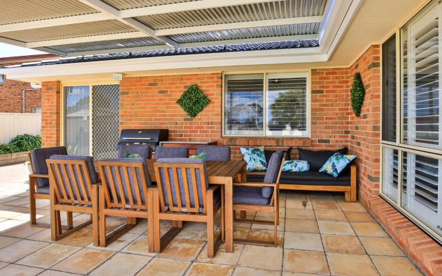 Coastaway I Pet Friendly I 3 Min Walk to Beach