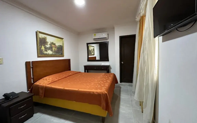 Hotel Cinera