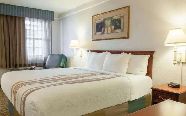 La Quinta Inn New Orleans Veterans-Metairie