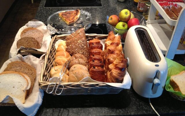 B&B Fruithof Tack