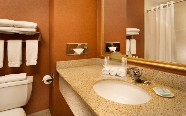 Holiday Inn Express Hotel & Suites Chambersburg, an IHG Hotel