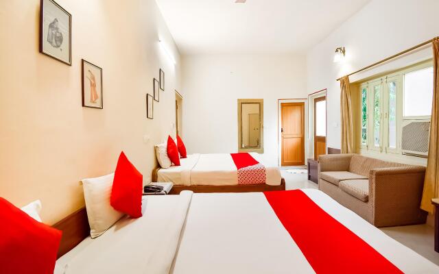 OYO 14069 Jaipur House