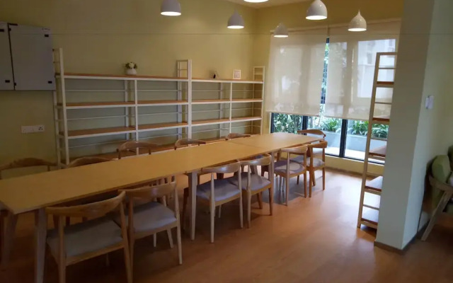 Homerent by Countrygarden Danga Bay