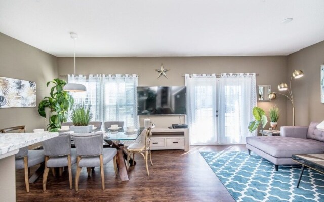 Amazing Townhome! - Lucaya Village - 8951SD