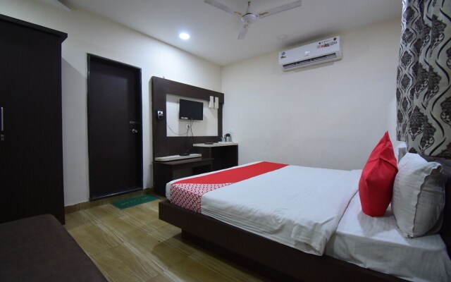 Hotel Siddhi Vinayak by OYO