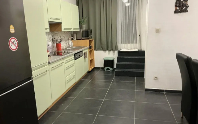Holiday Home for 4 in Diest With Parking