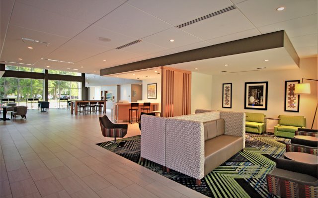 Holiday Inn Express & Suites Ocala by IHG
