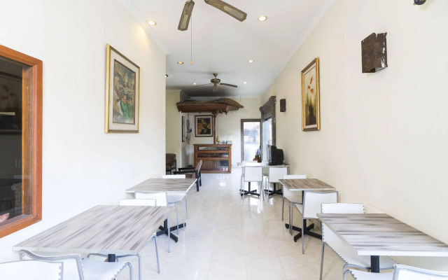 RedDoorz @ Denpasar Sanur