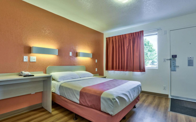 Motel 6 Flagstaff, AZ - Butler