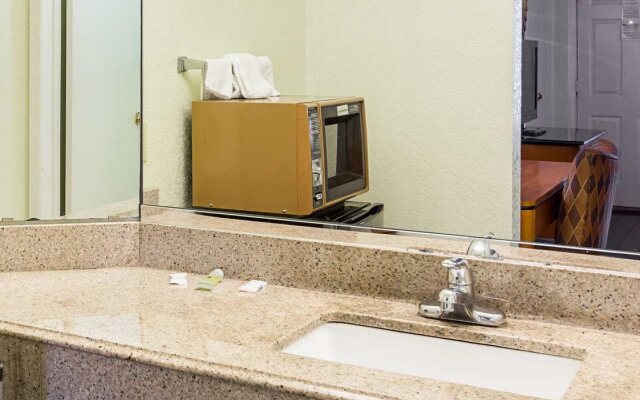 Magnuson Hotel Little Rock South