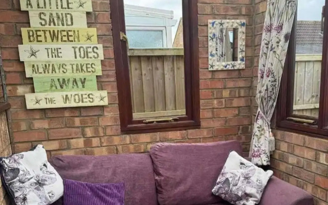Quackers-seaside Village-pet Friendly-parking-