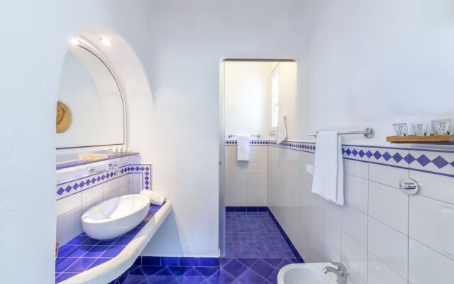 Ravino Secret Retreat