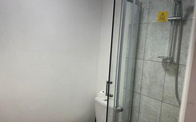 Delightful Delta-studio Apt,walk-2leeds City,wifi