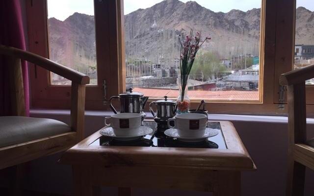 Royal Holiday Hotel