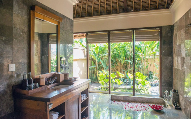 Komaneka at Monkey Forest