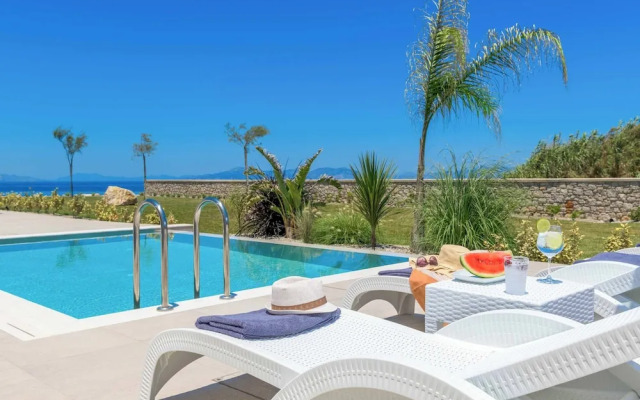 Villa Panaxia Akte