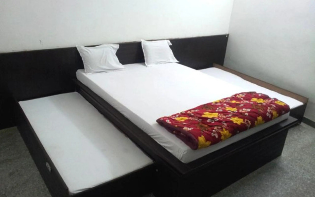Hotel Avtar Palace