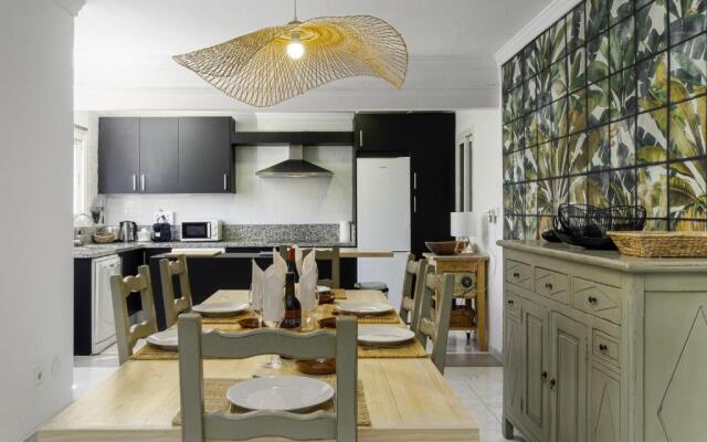 Villa 5 beds with private pool near Estepona - 5007