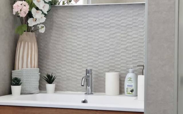 JOIVY Contemporary 1-Bed Apt Near Duomo Di Milano