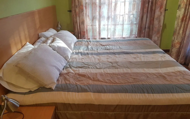 Spurwing Guest House