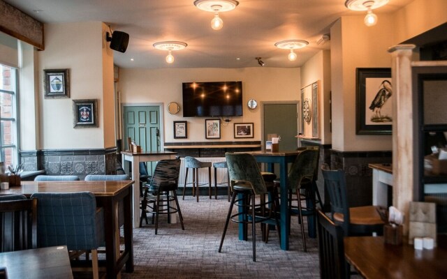Cat & Lion Country Pub and Hotel