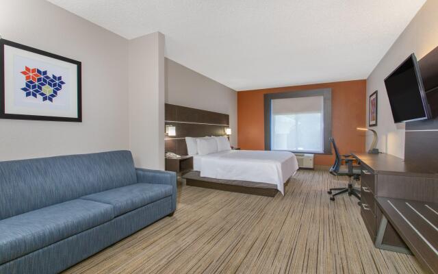 Holiday Inn Express Hotel & Suites Silver Springs - Ocala, an IHG Hotel