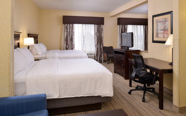 Holiday Inn Express & Suites Nampa - Idaho Center by IHG