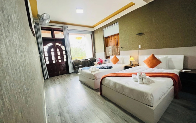 Royal Hotel & Spa Hoi An – Guest Rooms – Da Nang