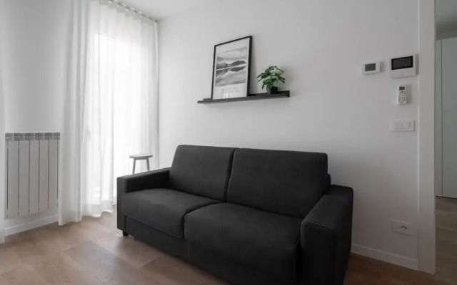 Carducci Modern Apartment 4 by Wonderful Italy