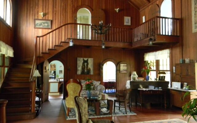 Maureen's Bed & Breakfast