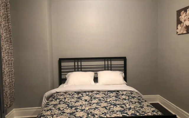 Pontiac Guest House
