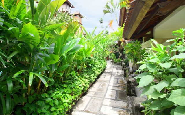 Airy Raya Legian 113 Kuta Bali