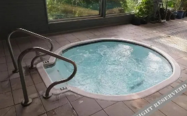 Super 8 Motel - Penticton