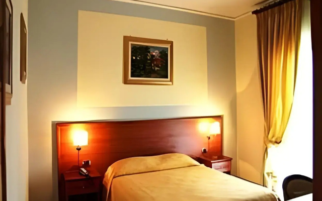 Hotel Luxor