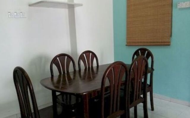 DeHomy Vacation Apartment