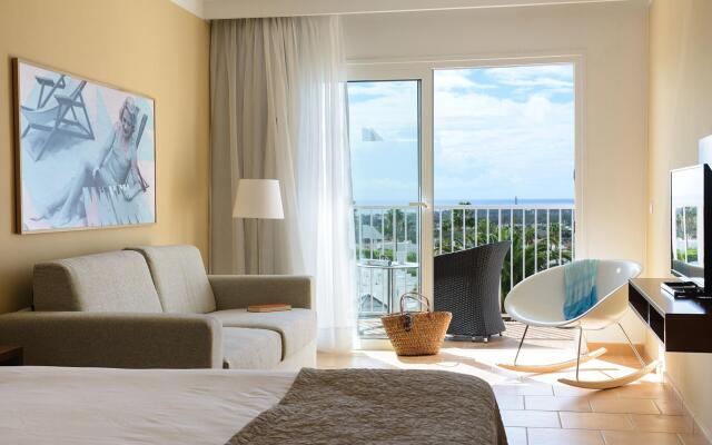 Sunprime Atlantic View Suite & Spa