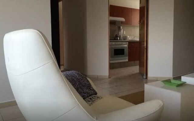 2 Beds 2 Baths Rooms Condesa