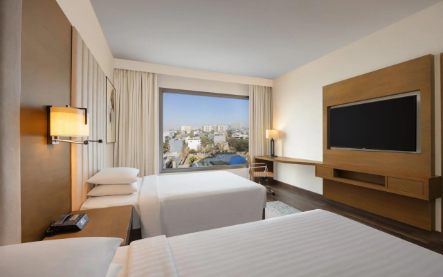 Courtyard by Marriott Gurugram Downtown